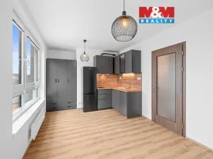 Prodej bytu 1+kk, Praha - Ruzyně, Stočesova, 26 m2