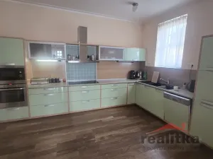 Pronájem bytu 3+1, Opava - Předměstí, Gudrichova, 117 m2