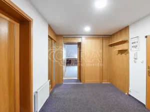 Pronájem kanceláře, Praha - Nové Město, Spálená, 127 m2