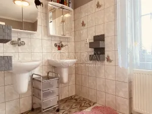 Prodej rodinného domu, Věšín, 264 m2