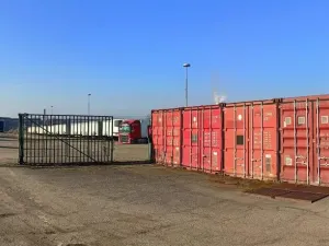 Pronájem komerčního pozemku, Králův Dvůr, Tovární, 300 m2