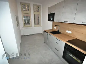 Prodej bytu 2+1, Liberec, Liliová, 149 m2