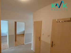 Prodej bytu 3+1, Loket, Sportovní, 70 m2