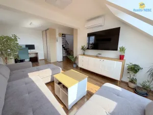 Prodej bytu 4+1, Praha - Březiněves, Bezinková, 110 m2