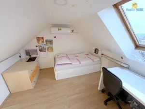 Prodej bytu 4+1, Praha - Březiněves, Bezinková, 110 m2