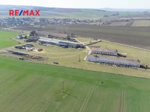 Prodej podílu pozemku, Valtice, 7786 m2