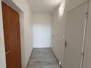 Pronájem bytu 2+1, Opava, Edvarda Beneše, 59 m2