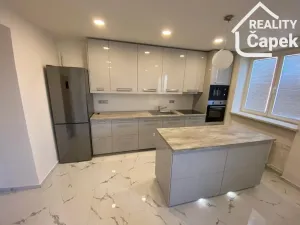 Pronájem bytu 2+kk, Ostrava - Poruba, Hlavní třída, 59 m2