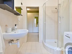 Pronájem bytu 1+kk, Praha - Záběhlice, Mikanova, 33 m2