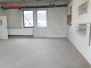 Pronájem výrobních prostor, Týnec, Hrušecká, 180 m2