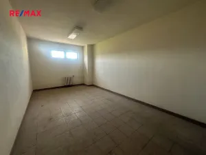 Pronájem skladu, Brankovice, 325 m2