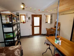 Prodej bytu 1+kk, Praha - Hlubočepy, Pod Žvahovem, 28 m2