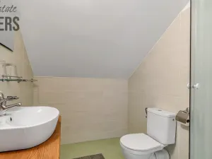 Prodej rodinného domu, Hlásná Třebaň, Karlštejnská, 163 m2