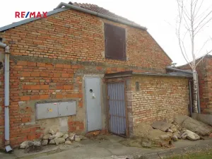 Prodej komerční nemovitosti, Strážovice, 270 m2