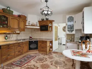 Prodej chaty, Ořechov, 250 m2