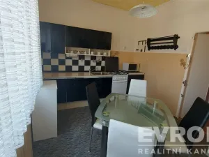 Pronájem bytu 2+1, Praha - Kobylisy, Kobyliské náměstí, 66 m2