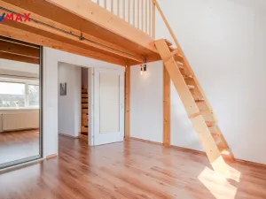 Prodej rodinného domu, Nupaky, K Parku, 115 m2