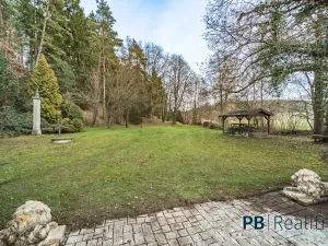 Prodej rodinného domu, Křemže, 450 m2