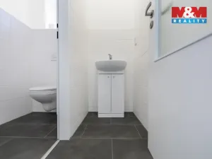 Pronájem kanceláře, Dobřany, Jiráskova, 29 m2