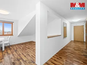 Pronájem bytu 2+kk, Praha - Bohnice, Bohnická, 84 m2