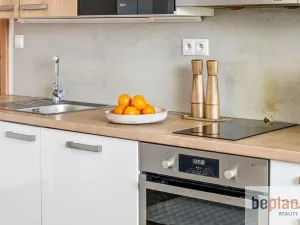 Prodej bytu 2+kk, Praha - Troja, Písečná, 26 m2