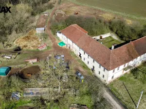 Prodej zemědělské usedlosti, Hluboké Dvory, 951 m2