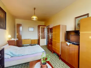 Prodej bytu 2+1, Chomutov, Holešická, 61 m2