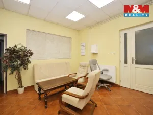 Prodej obchodního prostoru, Havlíčkův Brod, Žižkova, 690 m2