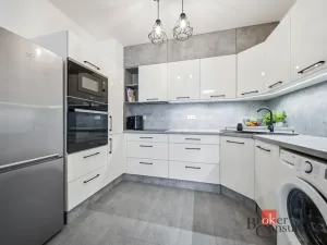 Prodej bytu 2+kk, Hradec Králové - Nový Hradec Králové, Antonína Petrofa, 54 m2