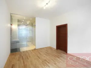 Pronájem bytu 5+kk, Praha - Smíchov, Kroftova, 181 m2