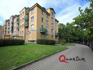 Pronájem garážového stání, Praha - Libeň, Kovanecká, 18 m2