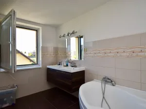 Prodej rodinného domu, Týnec nad Labem, Hradská, 189 m2