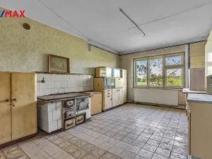 Prodej zemědělské usedlosti, Bašnice, 864 m2