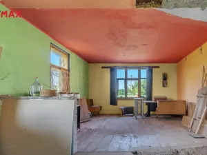 Prodej rodinného domu, Bašnice, 864 m2