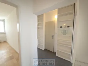 Prodej bytu 3+1, Opava - Kateřinky, Holasická, 76 m2