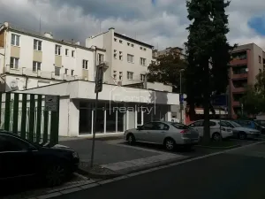 Pronájem obchodního prostoru, Pardubice, Smetanovo náměstí, 398 m2