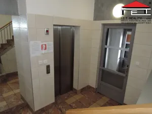 Pronájem bytu 2+kk, Praha - Vysočany, Poděbradská, 49 m2