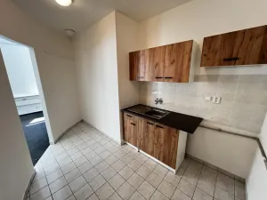 Pronájem kanceláře, Praha - Žižkov, Hartigova, 170 m2