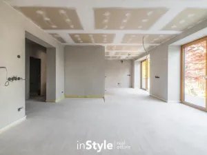 Prodej rodinného domu, Uherské Hradiště, U Stadionu, 272 m2