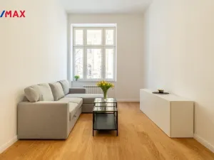 Pronájem bytu 2+kk, Praha - Vinohrady, Korunní, 55 m2