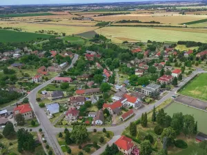 Prodej komerční nemovitosti, Klamoš, 865 m2