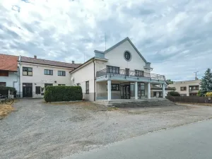 Prodej rodinného domu, Klamoš, 865 m2