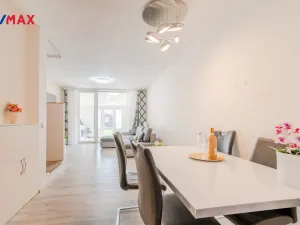 Pronájem rodinného domu, Nupaky, K Parku, 115 m2