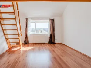 Pronájem rodinného domu, Nupaky, K Parku, 115 m2