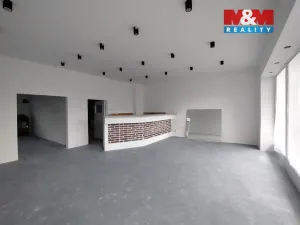 Pronájem obchodního prostoru, Kopřivnice, Smetanova, 582 m2