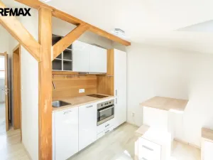 Pronájem bytu 2+kk, Praha - Libeň, Davídkova, 40 m2