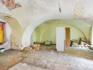 Prodej činžovního domu, Smečno, 779 m2