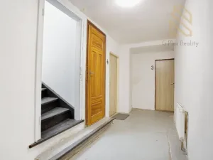 Prodej činžovního domu, Smečno, 779 m2