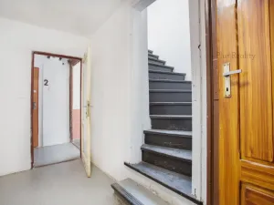 Prodej činžovního domu, Smečno, 779 m2