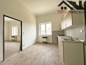 Pronájem bytu 1+1, Jaroměř, 5. května, 45 m2